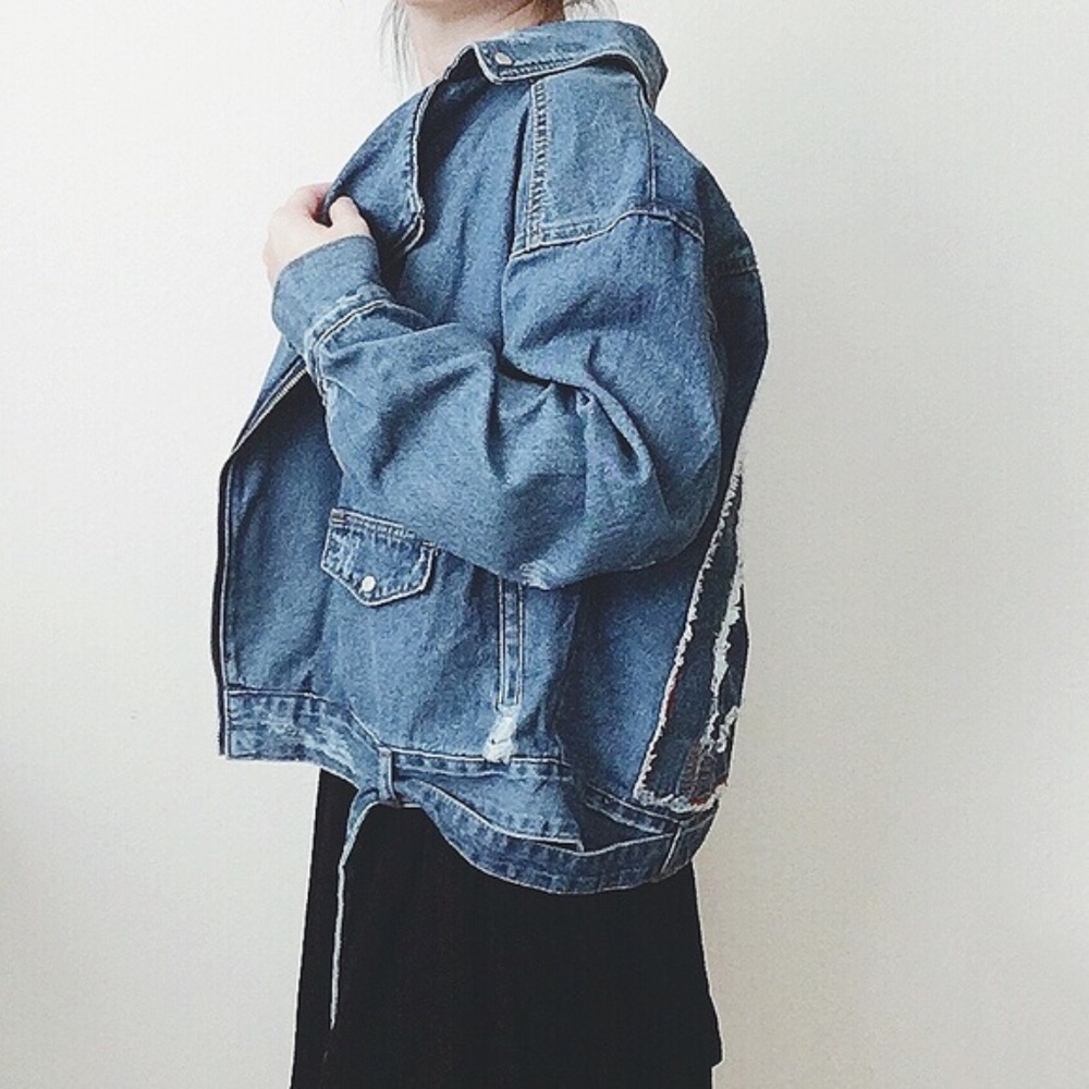 🏷 NWT Oversized distressed moto denim jacket - Picture 3 of 7